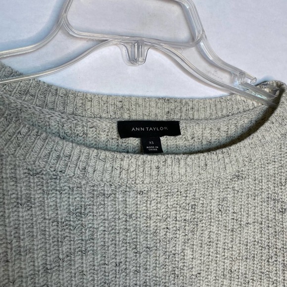 Ann Taylor Fall Knit Sweater Pull Over Long Sleeves Casual Extra Gray Small - Picture 5 of 5